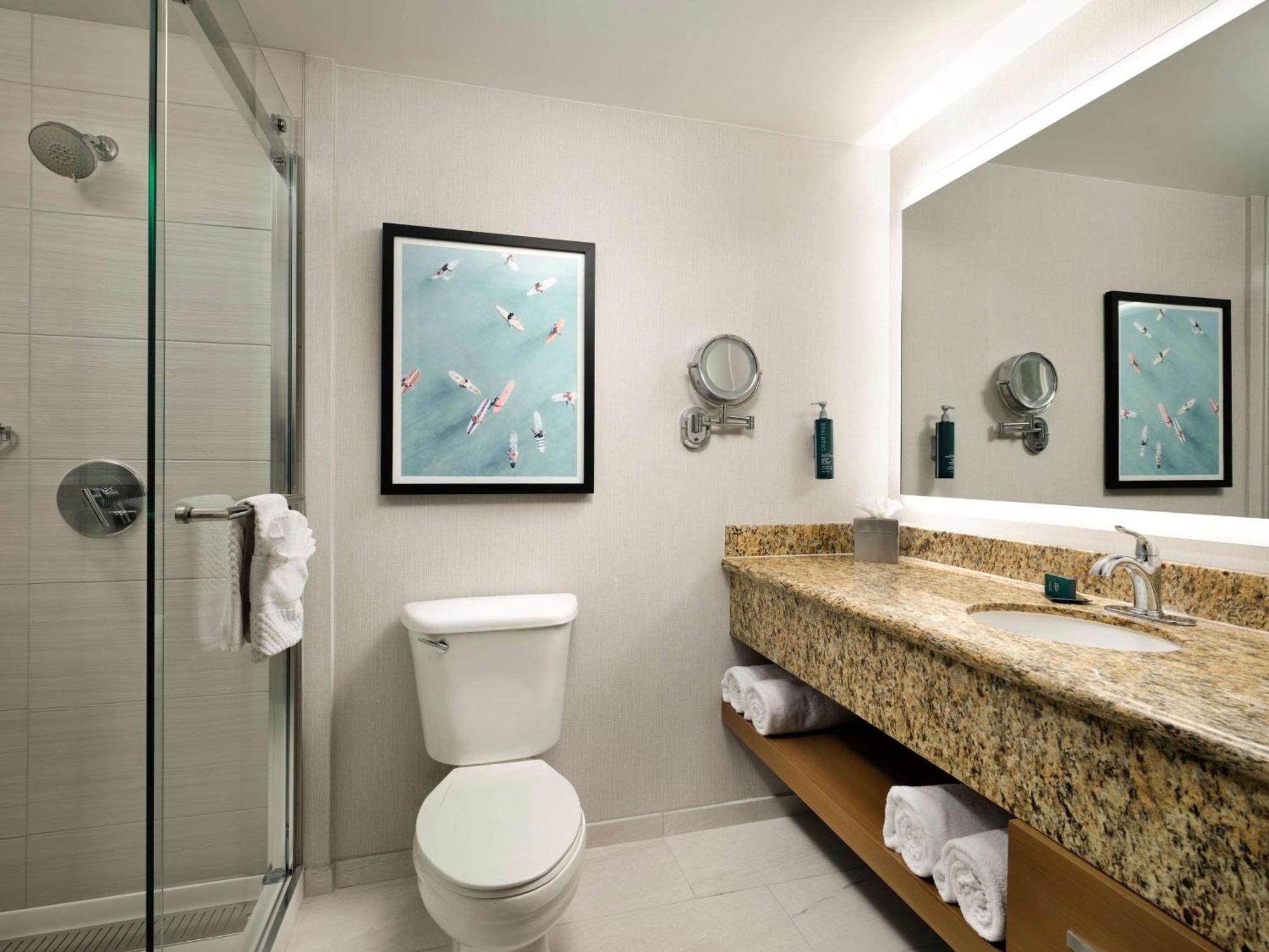 Doubletree By Hilton Irvine Spectrum Exteriör bild