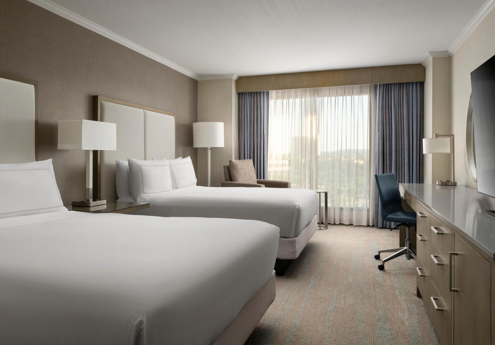 Doubletree By Hilton Irvine Spectrum Exteriör bild