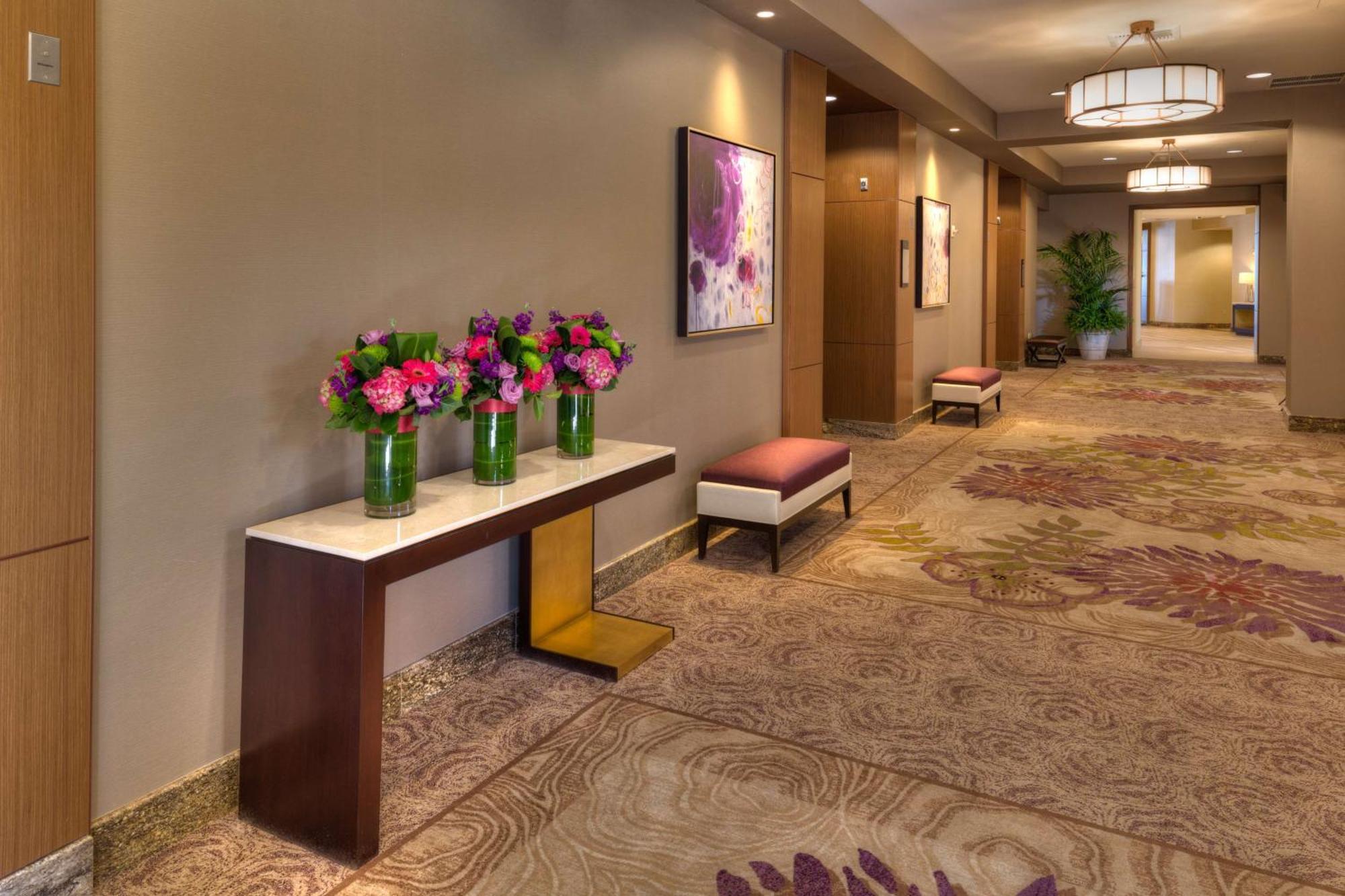 Doubletree By Hilton Irvine Spectrum Exteriör bild