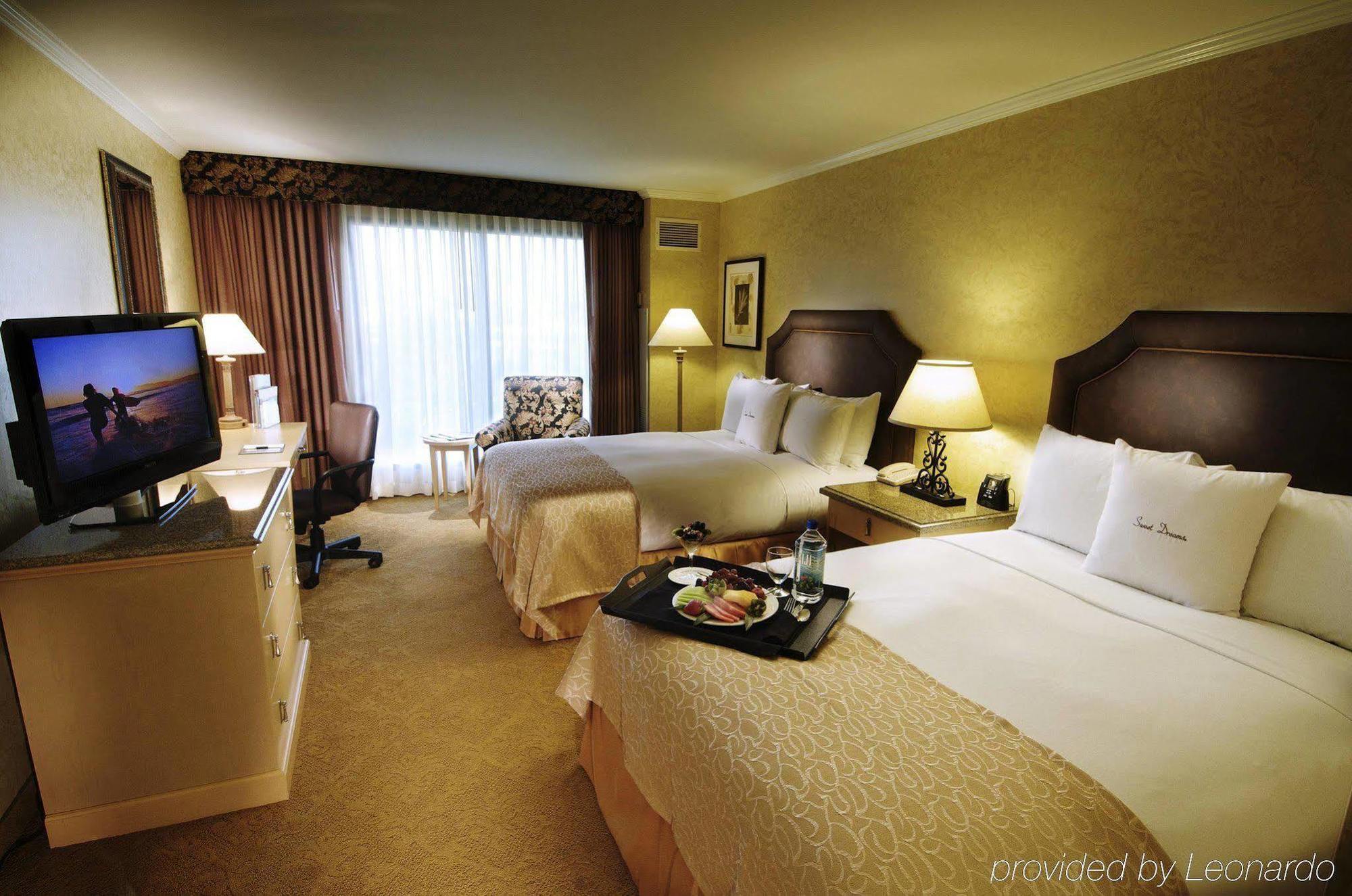 Doubletree By Hilton Irvine Spectrum Rum bild