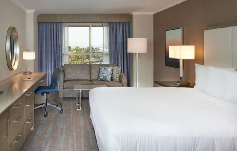 Doubletree By Hilton Irvine Spectrum Exteriör bild