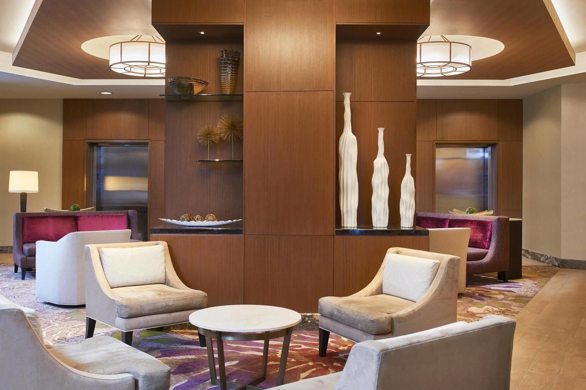 Doubletree By Hilton Irvine Spectrum Exteriör bild